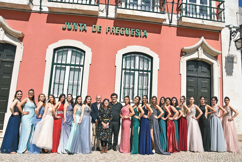 Desfile de moda no centro da cidade