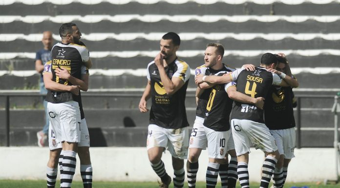 Caldas consegue empate precioso nos descontos