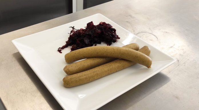 MARE prepara salsicha e afiambrado de pescado e hambúrguer vegan