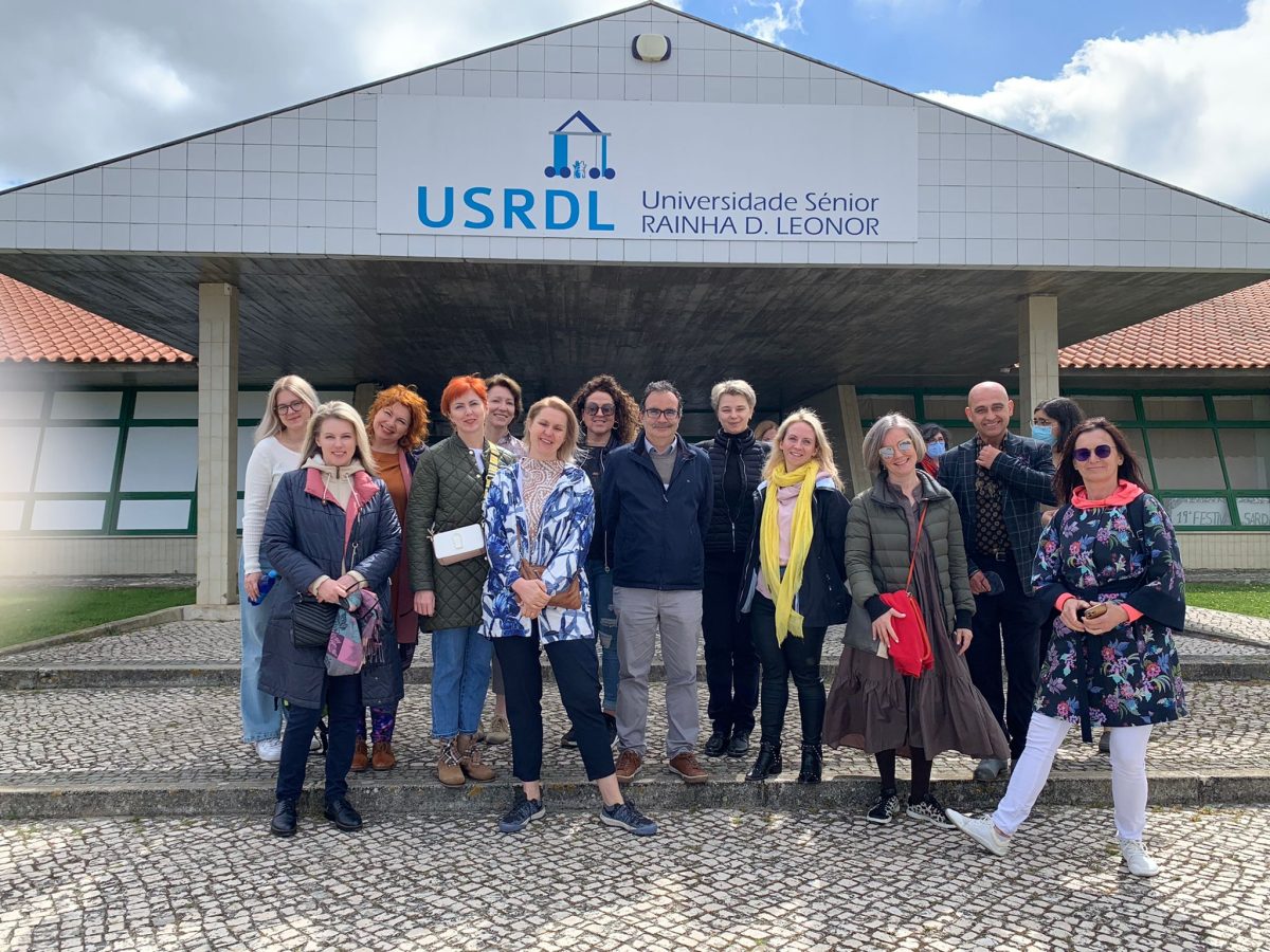 Universidade Sénior Rainha D. Leonor recebe comitiva da Letónia