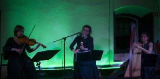 Trio Espiral dá concerto de música celta e folk na Pederneira