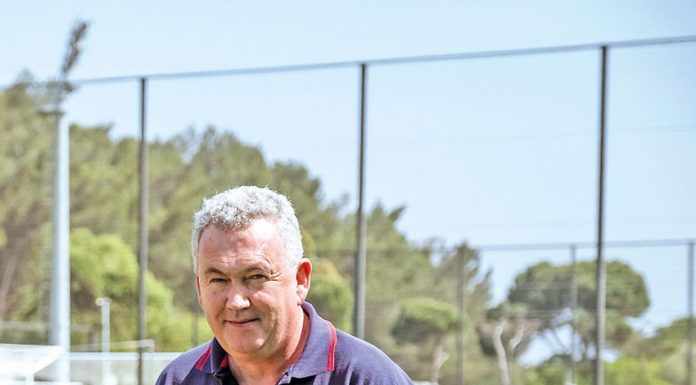 Caldas vence prémio Puro Futebol