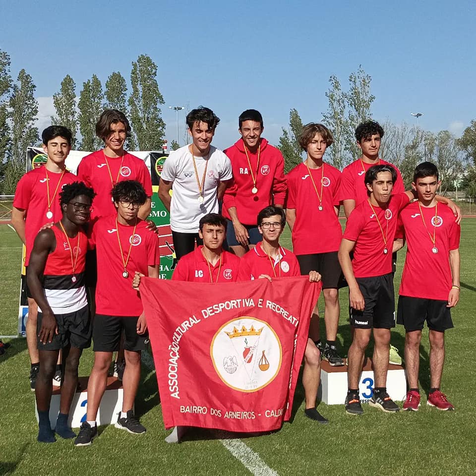 Atletismo: Arneirense vence 4 títulos nos Sub-18