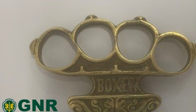 Detido em Óbidos por posse de arma proibida