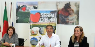 Vila homenageia trabalhadores da cerâmica com monumento