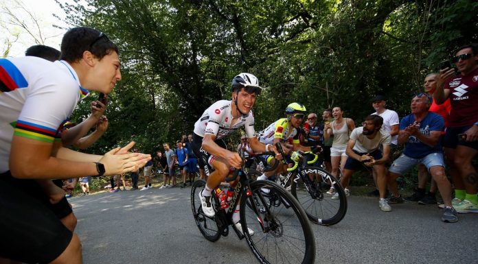 João Almeida caiu um lugar na geral e está em quarto