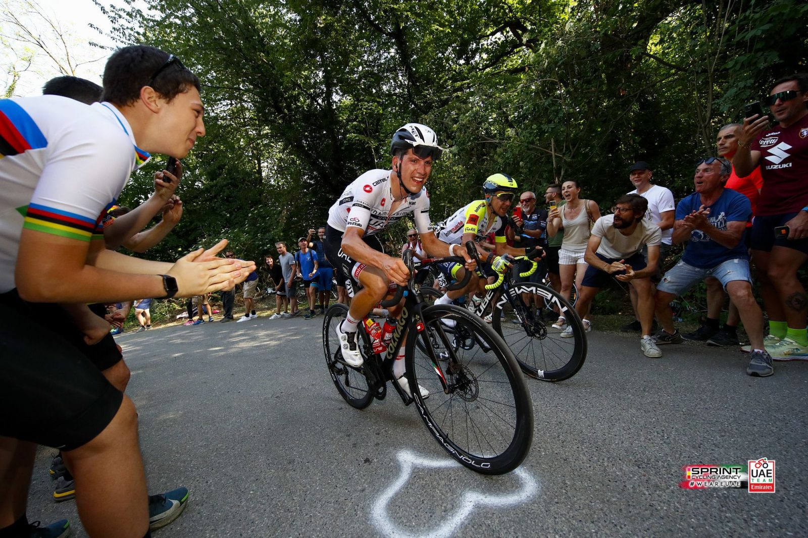 João Almeida caiu um lugar na geral e está em quarto