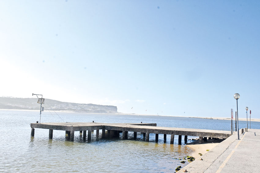 Câmara procede a demolição do Cais da Foz do Arelho até ao fim do mês