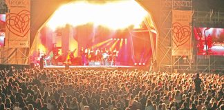 Amália Hoje atraem milhares ao Rossio