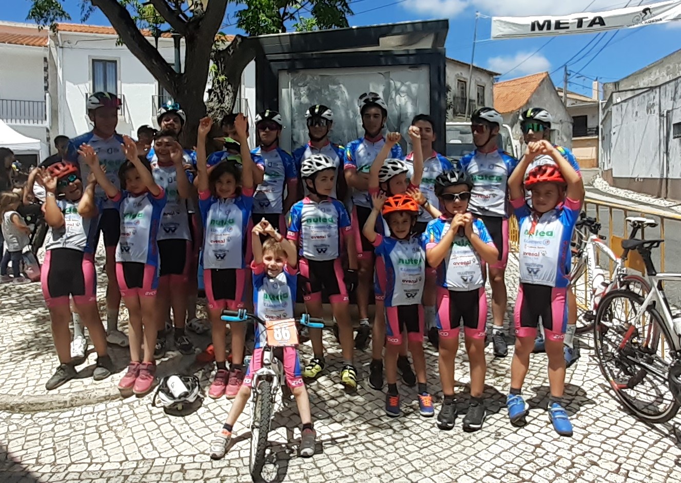 Ciclismo: Ecosprint em bom plano na Maiorga