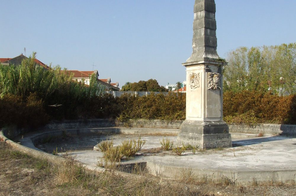 Reabertura do Jardim do Obelisco pode acontecer em 2024