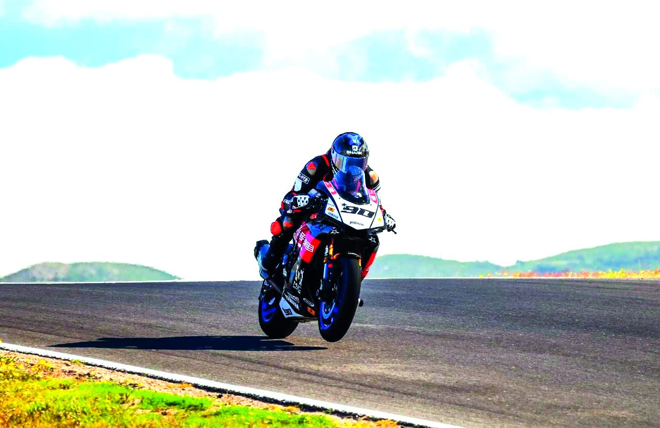 Motociclismo: Mais um pódio para João Rego no Nacional de Velocidade