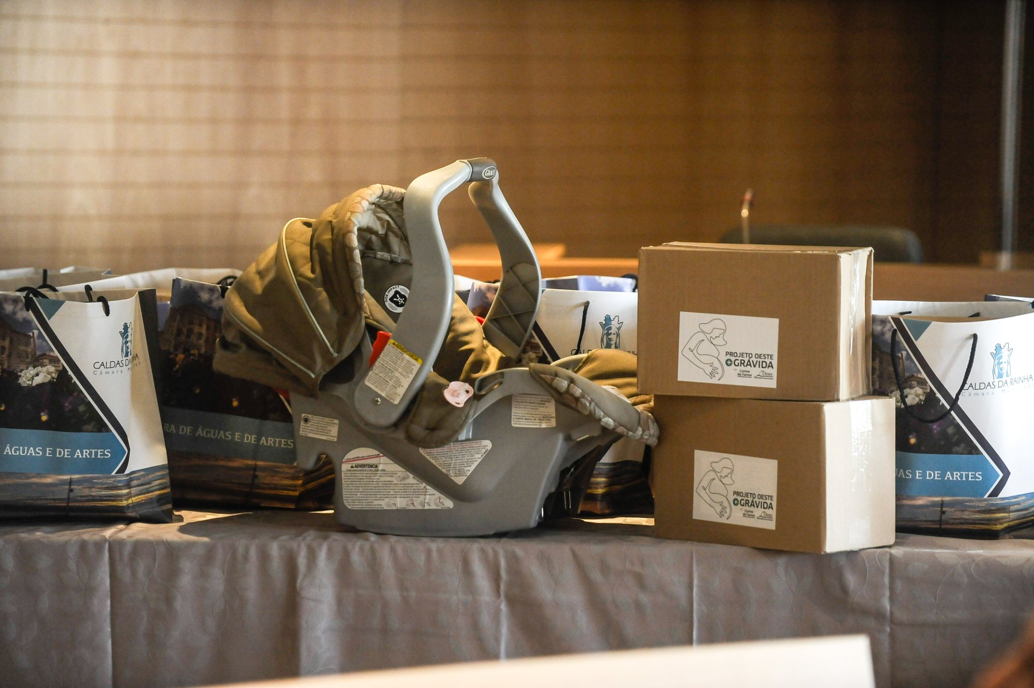 Câmara das Caldas entrega “kits” do Projeto Oeste +Grávida