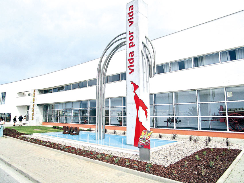 Peniche: Bombeiros assinalam aniversário com memorial