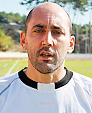 Futebol: Wilson Estrela volta ao ativo para treinar Nazarenos