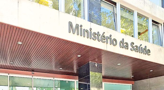 Autarca levou preocupações com a saúde à secretária de Estado