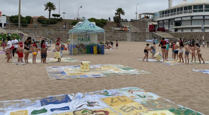 Praias da Foz do Arelho e da Nazaré recebem jogo de tabuleiro gigante sobre reciclagem