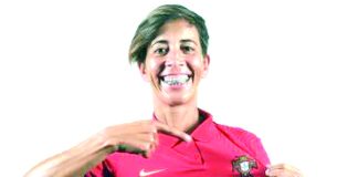 Futebol de praia: Ana Lúcia Correia treina Seleção feminina