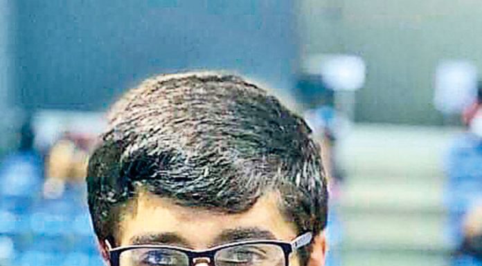 Badminton: Francisco Daniel é vice-campeão no desporto escolar