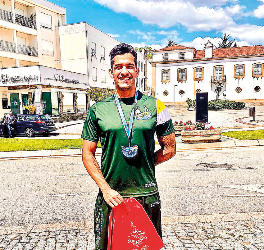 Natação: Jonatas Gaspar triunfa no Torneio Nadador Completo