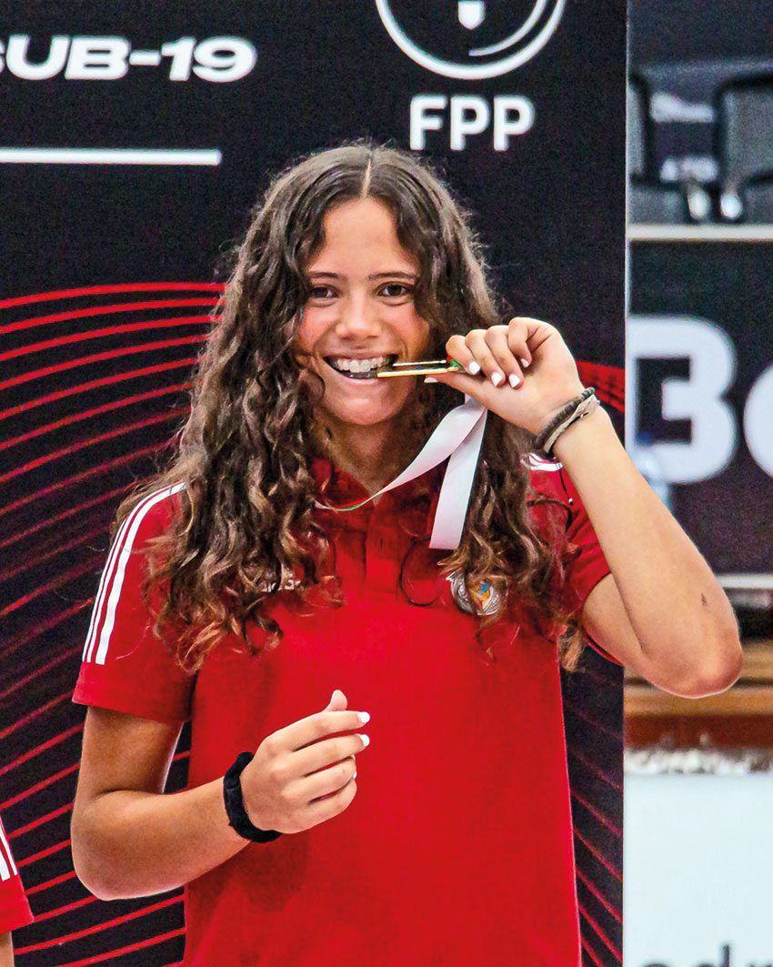 Hóquei em patins: Leonor Coelho festeja título pelo Benfica