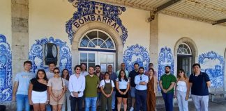 Federação de Leiria da JS realiza roteiro e reclama transportes públicos de qualidade