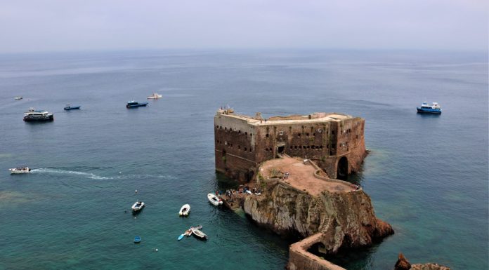 Câmara de Peniche dividida com centro interpretativo na ilha das Berlengas