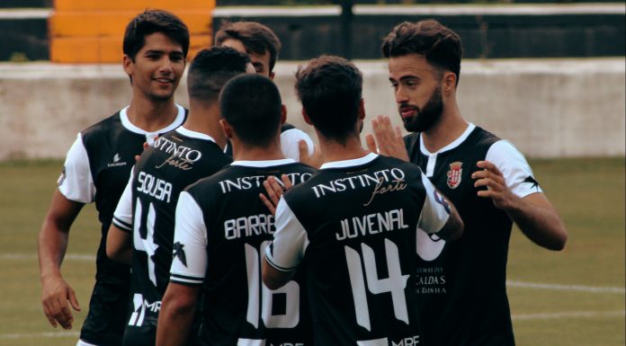 Futebol: Caldas abre época com empate nos Açores