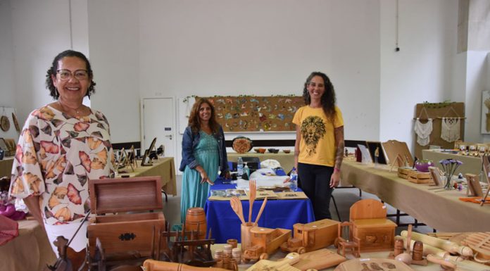 Associação de artesãos recebe novos membros