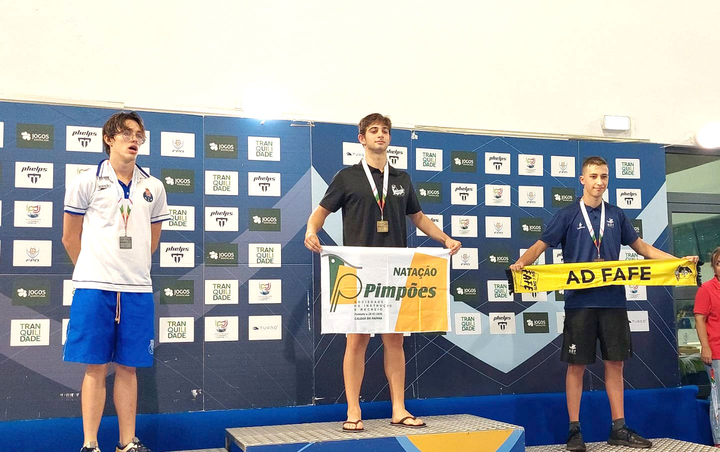 Natação: Luca Tona conquista título em juvenis