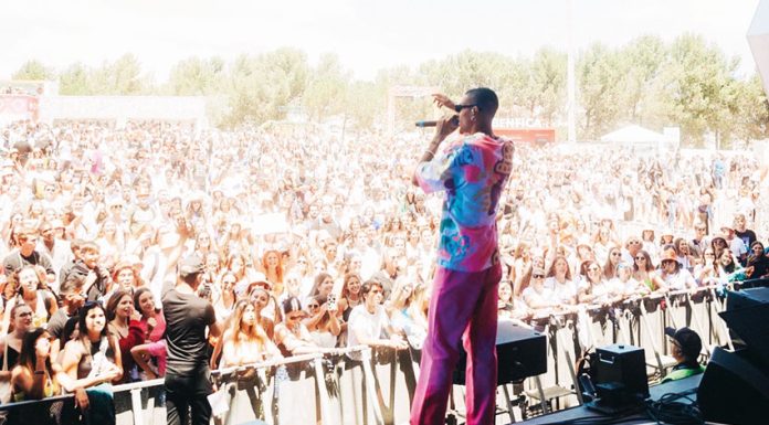 BCKappa canta e compõe e já atua nos grandes festivais de música