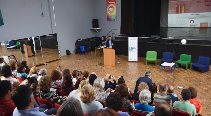 A tecnologia deve facilitar o trabalho do professor