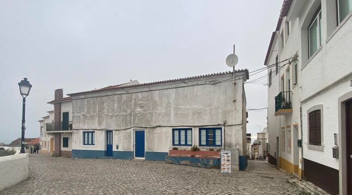 Oposição contesta alienação de prédio da Câmara no Sítio