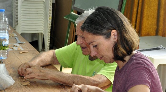 Arqueólogos estudam cerâmicas finas encontradas no Sítio Arqueológico do Morraçal da Ajuda