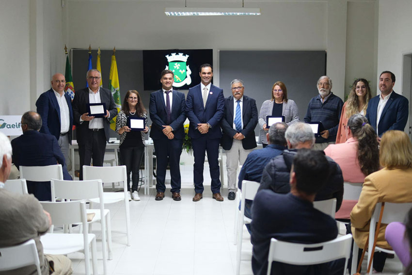 Homenagens e vários pedidos no aniversário  da freguesia das Gaeiras