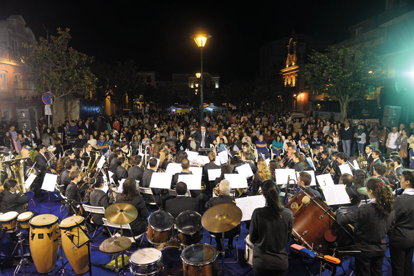 Banda Comércio e Indústria assinala 75 anos