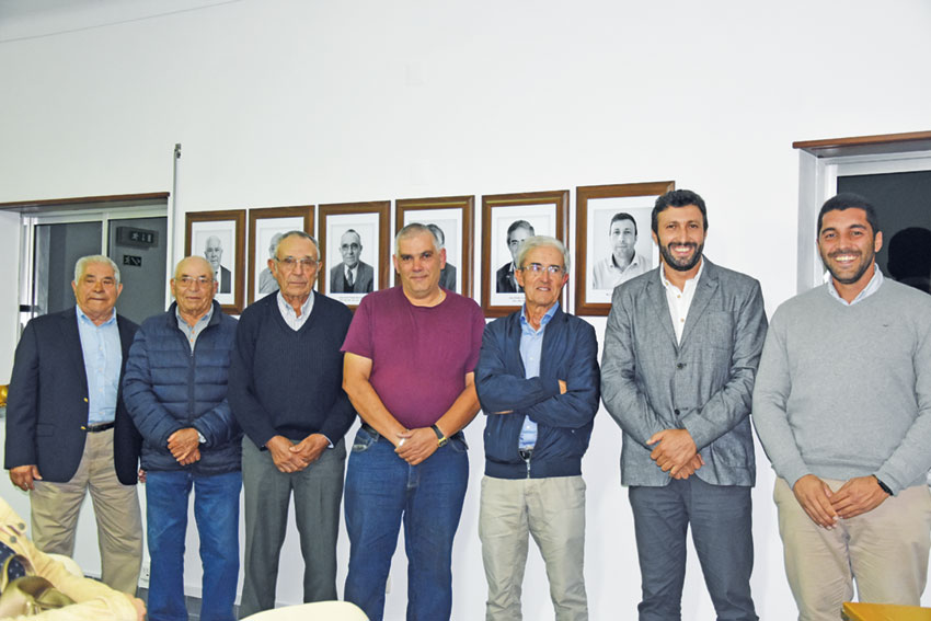 Junta de Salir de Matos presta homenagem a antigos autarcas