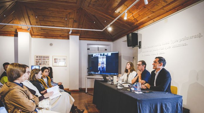 Lançado livro de alunos de Óbidos e Inhambane