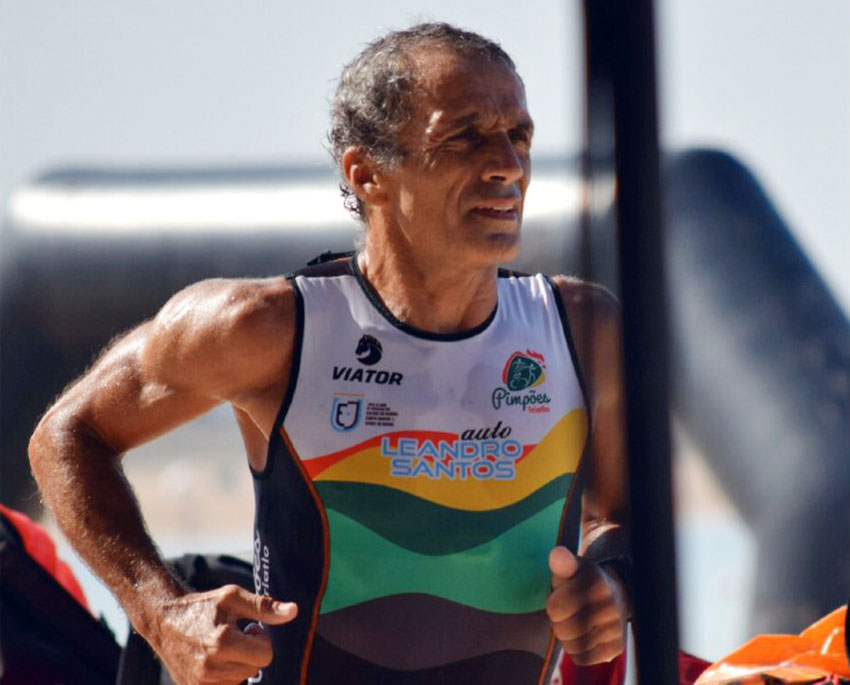 Triatlo: António Moura com prata e apuramento