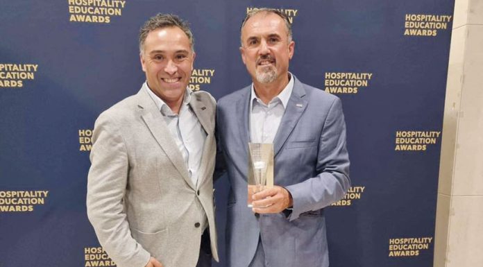 Peniche: Ex-diretor da ESTM recebe prémio de carreira como docente