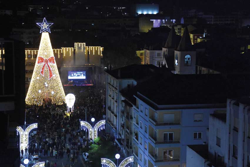 Inauguração da árvore de Natal nas Caldas da Rainha revelou-se atribulada