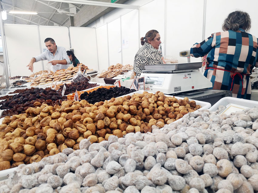 Alcobaça mantém tradição da Feira de São Simão