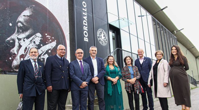 Governador Rotary visitou a Bordallo Pinheiro