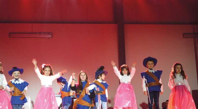 Festa de Natal Colégio Rainha D. Leonor reúne centenas