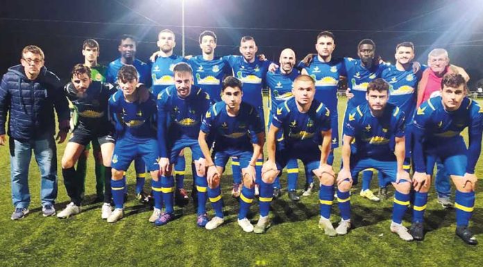 Futebol: Óbidos SC luta pela liderança