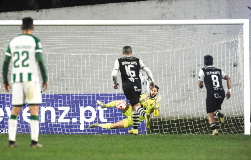 Futebol: “Batalha” intensa com o Vitória… deu empate