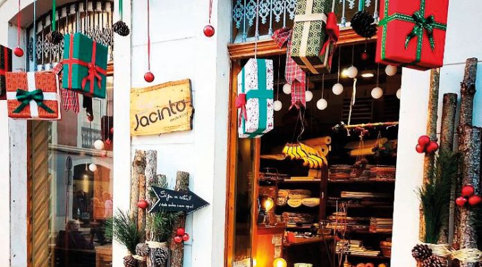 Loja do Sr. Jacinto venceu o concurso de montras