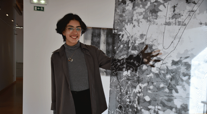 Maria Manuel mostra gravura no Turismo