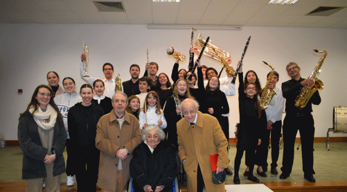 Biblioteca das Caldas expõe “O melhor dos livros, filmes, música”