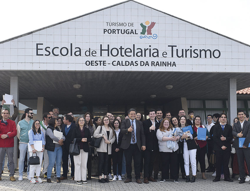 Mais de 200 alunos concluíram formações